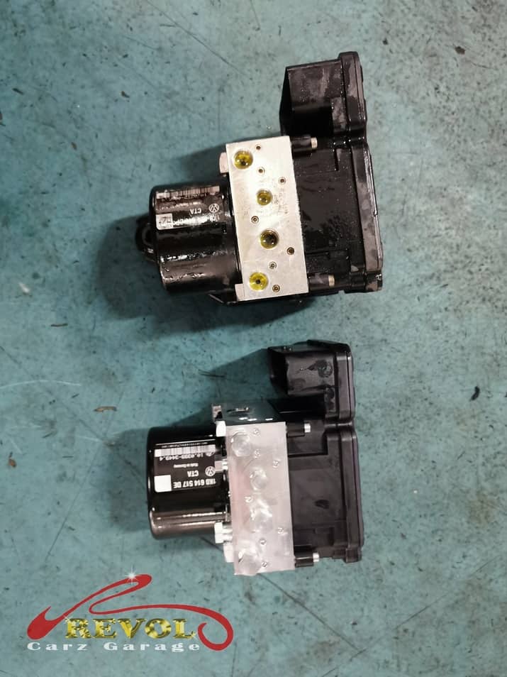 Volkswagen Tiguan coolant pump leak