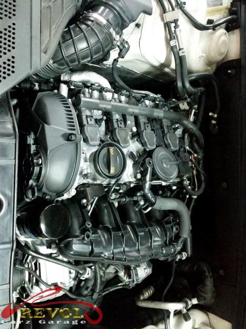 Mr. Li Audi A4 Engine - Engine carefully placed back