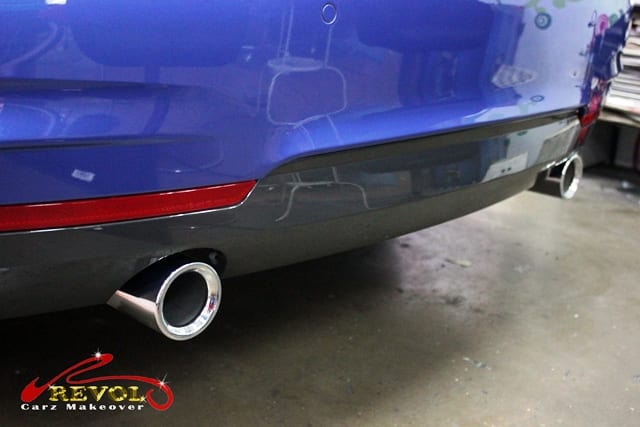 BMW 440i - exhaust pipes