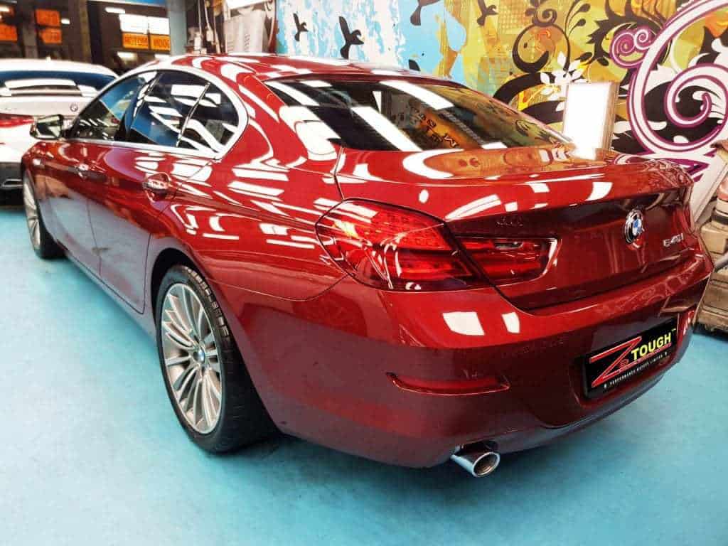 redbmw-back