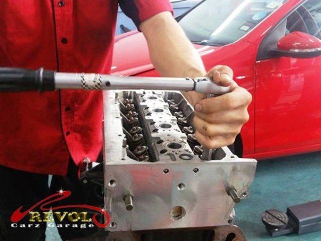 VW Case Study 16: Volkswagen Engine Overhaul. Done In A Day