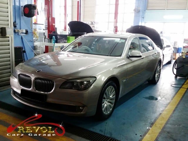 BMW CS 24: BMW 7 Series Self-Levelling Air Suspension Replaced