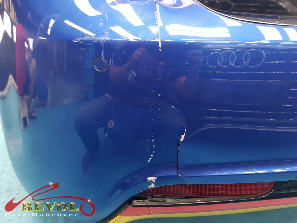 Accident Damages? Worry No More. Revol Carz Got You!