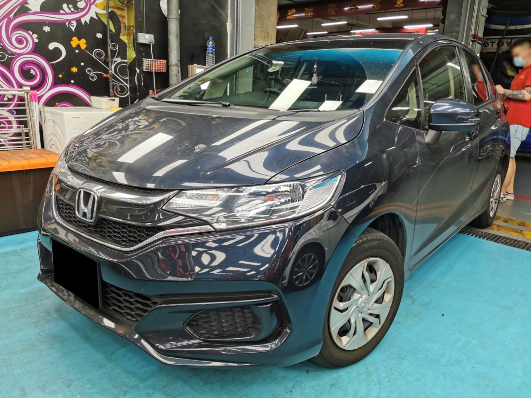 Full Car Spray Painting for Honda Fit - Restored beauty