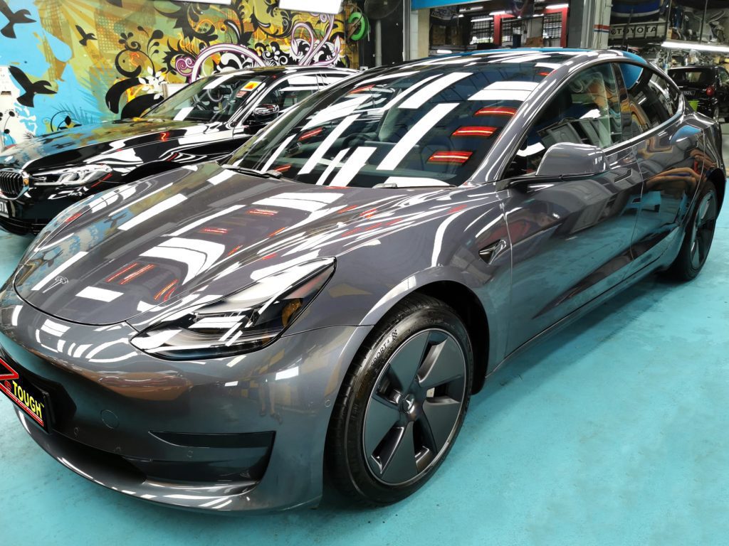 Stunning Tesla Model 3 with irresistible protected gloss coated with